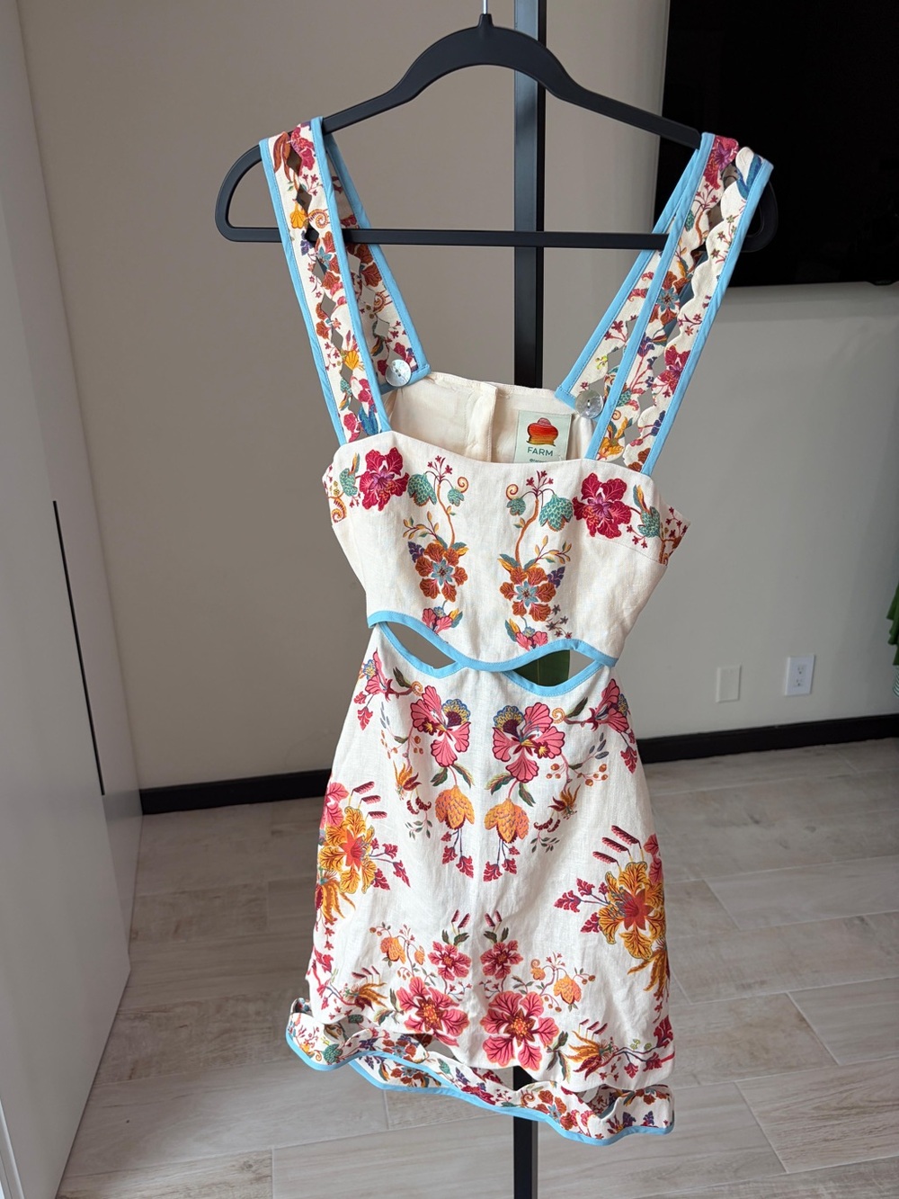 FARM Rio Cream Mini Dress with Pink & Orange Floral Embroidery - Picture 3 of 9